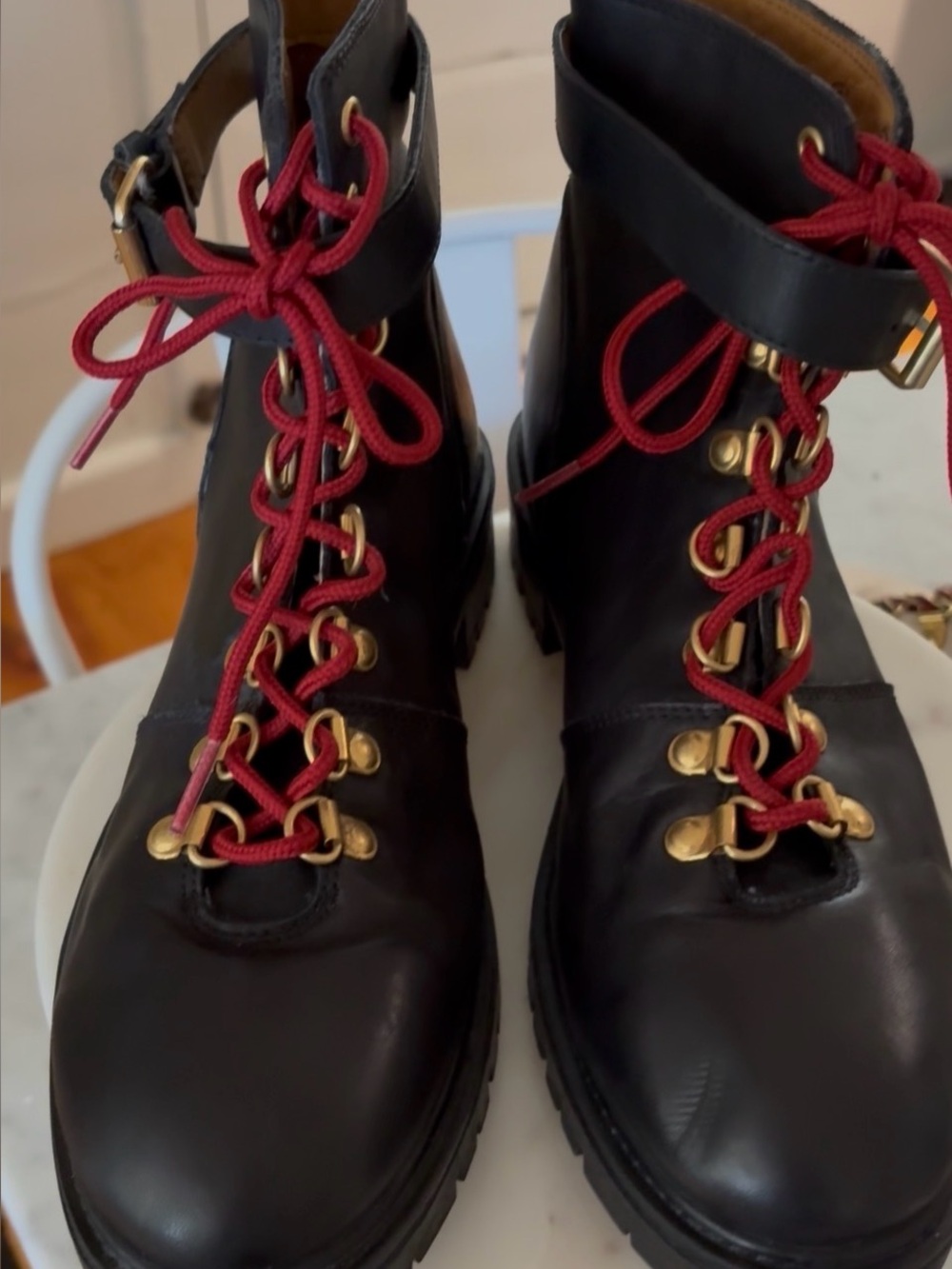 Urban Outfitters Jess’s Leather Hiking Boot size 9